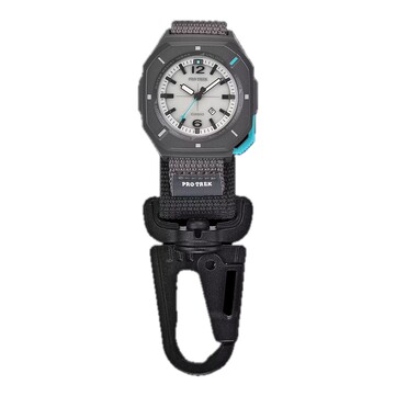 La Casio PRJ-01AE-8 fixée à une lanière avec mousqueton