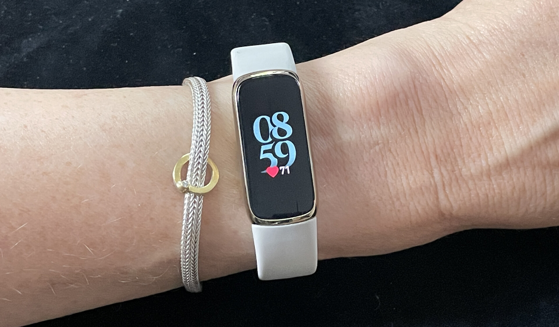 Bracelet en résine Fitbit luxe pour femme, arc-en-ciel de bande de