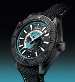 La montre Omega Seamaster Planet Ocean Worldtimer est équipée d'un mouvement Co-Axial Master Chronometer Calibre 8938 (Image source : Omega)