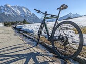 L'UB77 de C.B.T. Italia est un vélo électrique léger et convaincant pour le sport et l'usage quotidien.