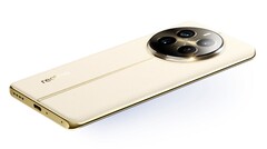 Le Realme 12 Pro+ est proposé dans un design chic, en bleu ou en or. (Image : Realme)