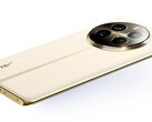 Le Realme 12 Pro+ est proposé dans un design chic, en bleu ou en or. (Image : Realme)