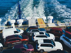 Les constructeurs automobiles américains, comme General Motors (GM), fabriquent plusieurs modèles de voitures à l'étranger. (Source de l'image : Unsplash, édité)