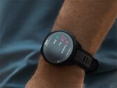 La nouvelle mise à jour stable de Garmin se concentre sur la correction de bugs pour la Forerunner 165 et d'autres smartwatches associées. (Source de l'image : Garmin)