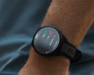 La nouvelle mise à jour stable de Garmin se concentre sur la correction de bugs pour la Forerunner 165 et d'autres smartwatches associées. (Source de l'image : Garmin)