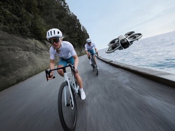 La DJI Avata 360 est livrée avec une fonction ActiveTrack 360°