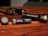 Loop Gear SK06 avec une batterie 18650 et un embout arrière magnétique