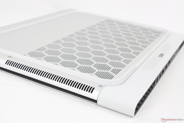 Les grilles d'aération hexagonales sont un élément essentiel du design Alienware