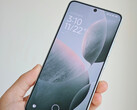 Le Redmi K70E, montré ici dans une photo tirée d'une fuite vidéo, sera probablement lancé dans le monde entier sous le nom de Poco F6 (Image : Weibo)