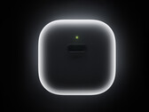 Le chargeur de 40 W a un design similaire à celui de l'étui de chargement des AirPods Apple. En photo : une image promotionnelle donnant un aperçu de l'adaptateur.