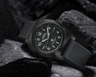 La Timex Expedition Capstone avec un bracelet en silicone noir, sur la photo. (Source de l'image : Timex)