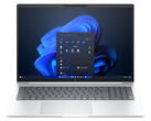 L'écran non tactile offre une couverture sRGB de plus de 95 %, tandis que l'écran tactile offre des couleurs beaucoup plus restreintes (Source : HP)