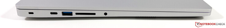 Côté gauche : Verrouillage Kensington, USB-C 3.2 Gen.2 (10 Gbps, DisplayPort-ALT mode 1.4, Power Delivery), USB-A 3.2 Gen.1 (5 Gbps), lecteur de cartes, prise stéréo 3,5 mm