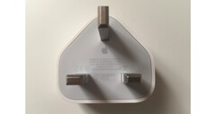 Un chargeur d&#039;iPhone de Salcomp (Source : Apple Community)