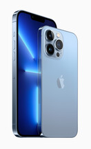 Apple iPhone 13 Pro en Sierra Blue. (Source de l'image : Apple)