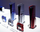 Les nouveaux designs de la Playstation 5 de Sony, y compris la manette. (Photo : Andreas Sebayang/Notebookcheck.com)