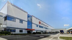 LG prévoit d'utiliser des batteries Li-S plutôt que des batteries à semi-conducteurs (image : LG)