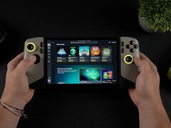 PC de jeu portable MSI Claw 8 AI utilisant la nouvelle interface Windows 11 Xbox Full-Screen Experience, montrant la bibliothèque Game Pass à l'écran. (ETA PRIME via YouTube)