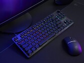 Clavier Turtle Beach Vulcan II TKL et souris de jeu sans fil Burst II Pro sur le bureau (Image source : Turtle Beach PR)