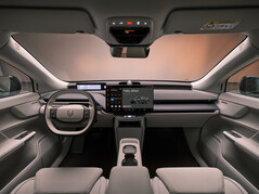 Un design épuré et une connectivité complète : l'habitacle de la Volvo EX60 est équipé d'une plateforme informatique centrale intelligente et d'écrans intuitifs et faciles à lire