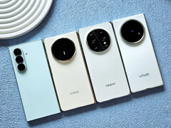 Les Galaxy Z Fold7, Magic V5, Find N5 et X Fold5, de gauche à droite. (Source de l'image : Ice Universe)