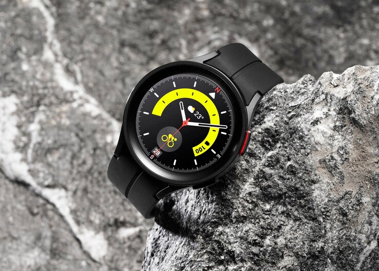 Le visage de la montre analogique Pro sur la Galaxy Watch5 Pro. (Image source : Samsung)
