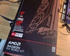 La variante XFX Pro Gaming de la future Radeon RX 9060 XT (Source de l'image : uesato_hinata sur Reddit)