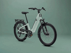 Le vélo électrique Vida E+ EX est équipé d'une batterie amovible de 700 Wh