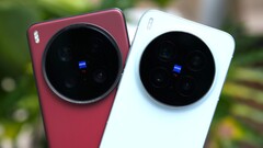 L&#039;une des premières vidéos de prise en main du Vivo X300 Pro le compare au Vivo X200 Ultra (Image source : @feni_book)