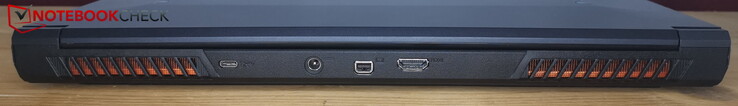 Arrière : USB-C 3.2 Gen2, alimentation, MiniDP, HDMI