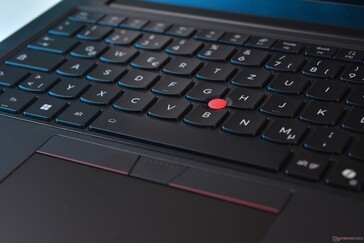 Lenovo ThinkPad T14 Gen 7 : TrackPoint