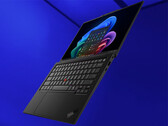 Le ThinkPad X1 Carbon Gen 14 de Lenovo pèse moins de 1 kg.