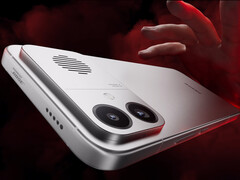 Le Redmi K90 Max est vendu à partir de 513 dollars en Chine. Photo : une photo promotionnelle montrant le design de l'arrière du téléphone.