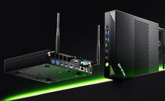 Le mini PC NucBox K10 peut accueillir jusqu&#039;à trois disques durs SSD (Image source : GMKtec)