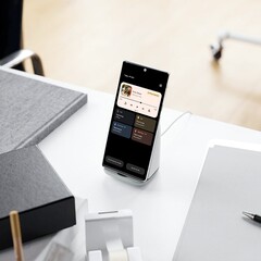 Le nouveau support Google Pixel rechargera les appareils jusqu'à 23 W. (Image source : Evan Blass)