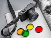 Grâce à son capteur noir et blanc, le Leica Q3 Monochrom peut même être utilisé avec des filtres de couleur.