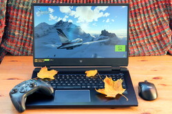 Test de l'Acer Predator Helios 300 PH317, unité de test fournie par Cyberport