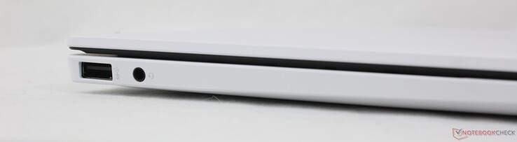 Gauche : USB-A (5 Gbps), casque d'écoute 3,5 mm