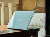 Le Huawei MateBook 14 a été mis à jour avec du nouveau matériel (image via Huawei)