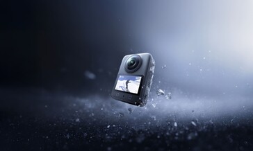 La DJI Osmo 360 est dotée d'un écran tactile de 2 pouces (Image source : DJI)
