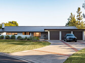 Tesla fait l'objet d'une enquête de la SEC concernant la divulgation d'un risque d'incendie dans les installations de panneaux SolarCity