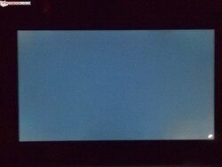 Lenovo ThinkPad X390 Yoga - Peu de fuites de lumière (exposition augmentée).