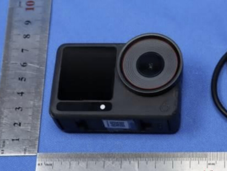 Le prototype DJI Osmo Action 6 du début de l'année. (Source de l'image : FCC)