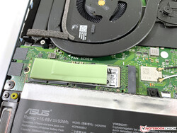 Le SSD M.2 2280 peut être remplacé.