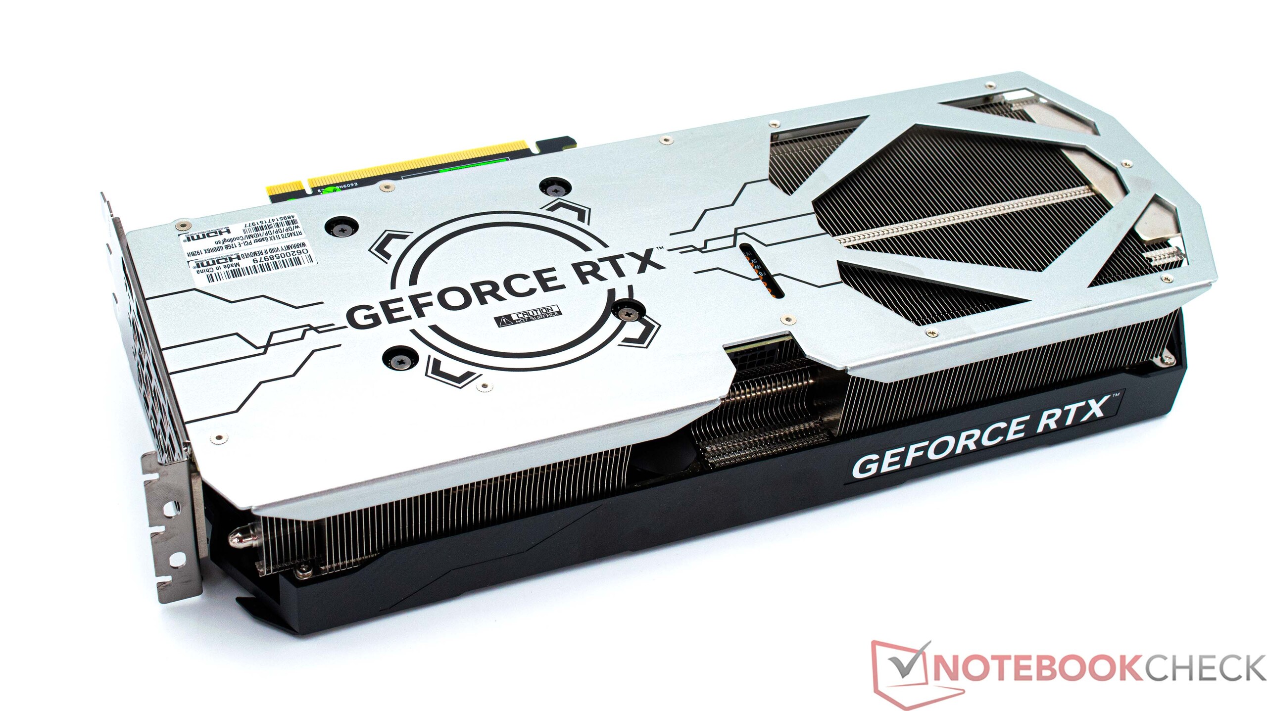 Test de la KFA2 GeForce RTX 4070 Ti SG : le premier GPU Ada