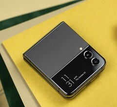 Le Galaxy Z Flip5 sera doté d'un appareil photo amélioré de 12 MP. (Source : NextPit)