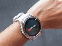Les utilisateurs de la smartwatch Garmin peuvent désormais télécharger l'application YouTube Music. (Source de l'image : Garmin)