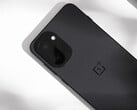 Il est confirmé que le OnePlus 15R sera doté d'un appareil photo primaire de 50 MP à l'arrière. Photo : l'arrière du téléphone. (Source de l'image : 瘦子說)