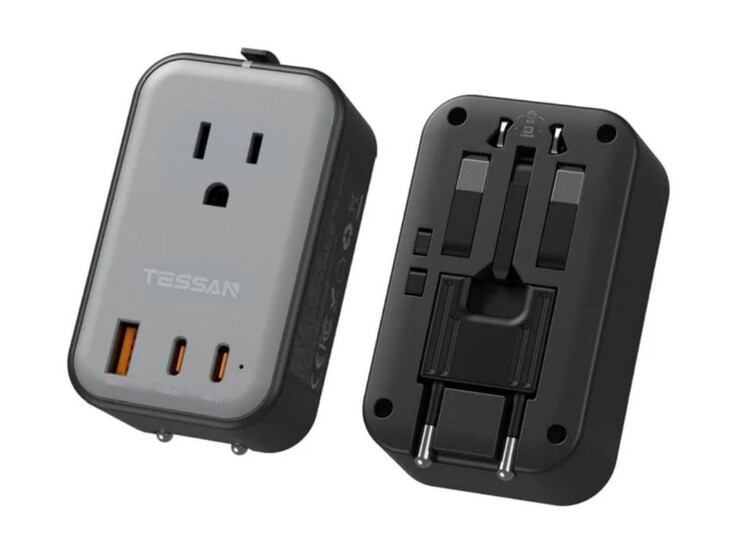 L'adaptateur de voyage universel ultra-mince PD 20W de Tessan. (Source de l'image : Tessan)