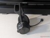 Le côté du Turtle Beach Stealth Pro II est montré avec le micro à l'angle